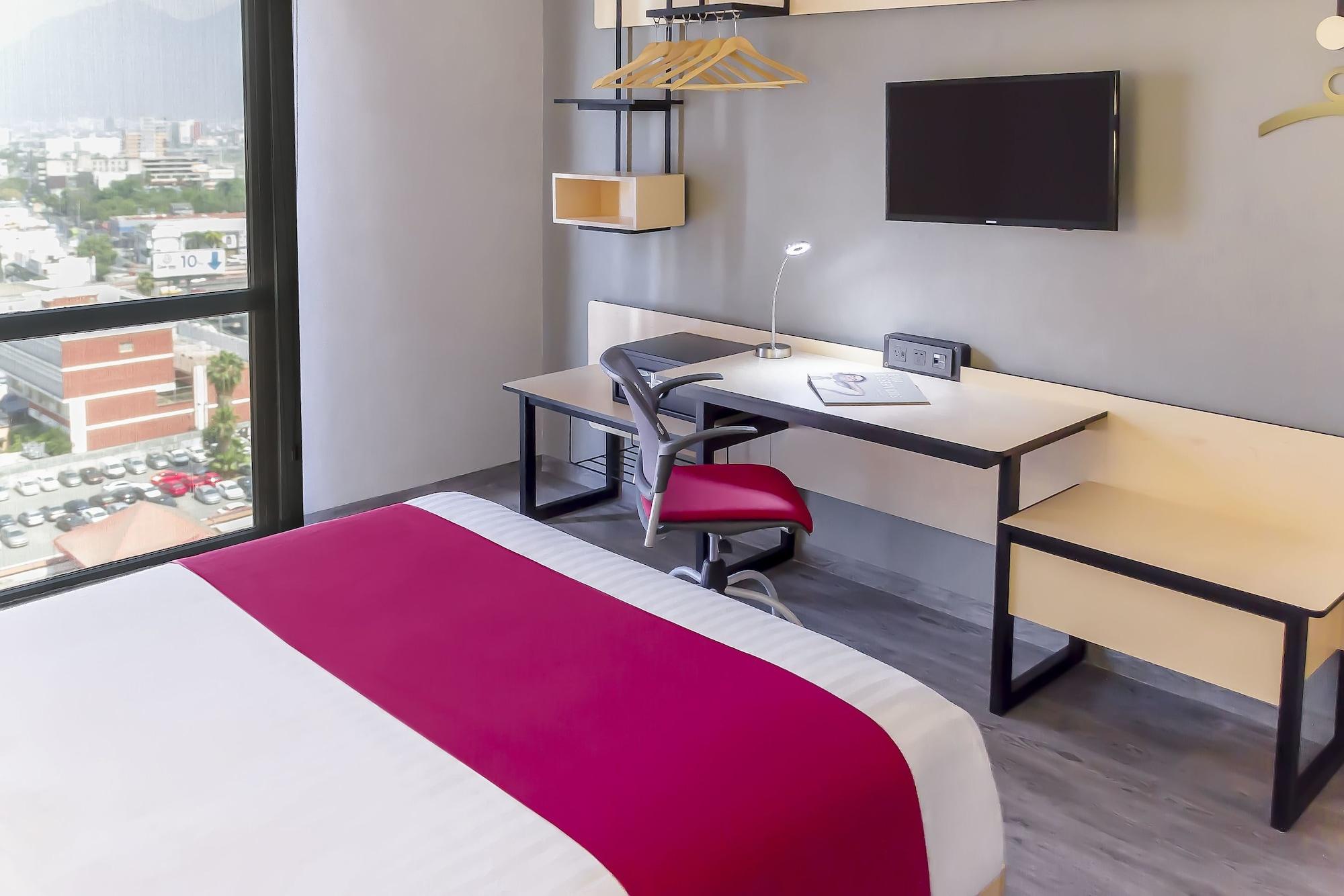 City Express Plus By Marriott Monterrey Galerias Bagian luar foto