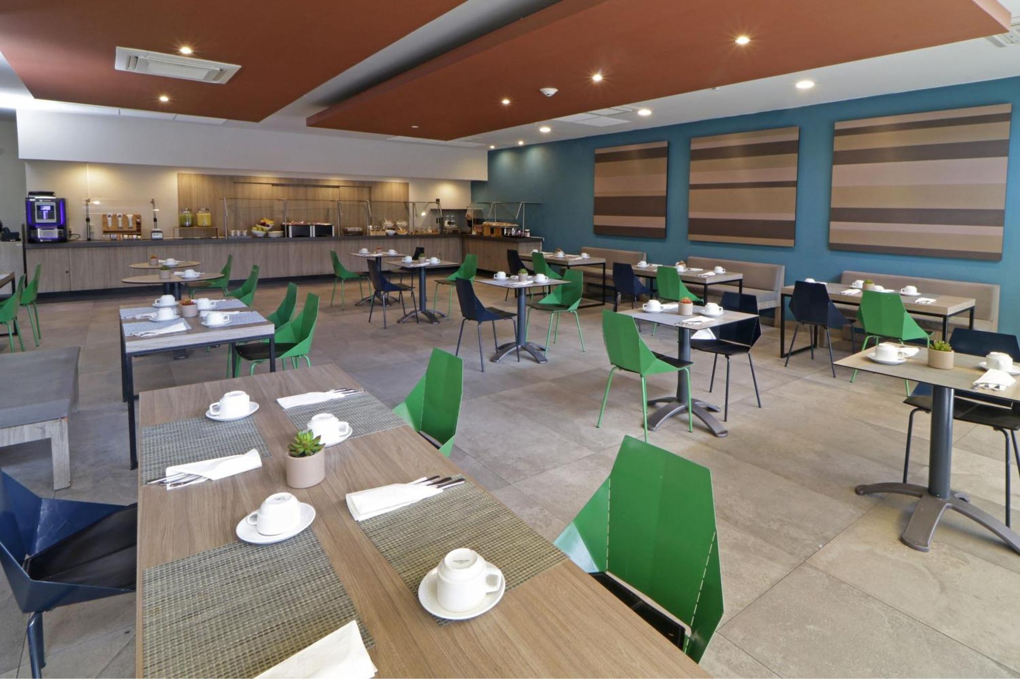 City Express Plus By Marriott Monterrey Galerias Bagian luar foto
